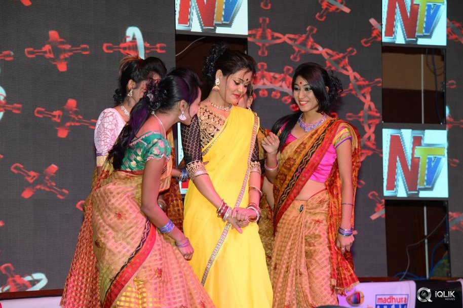 Nayaki-Movie-Audio-Launch